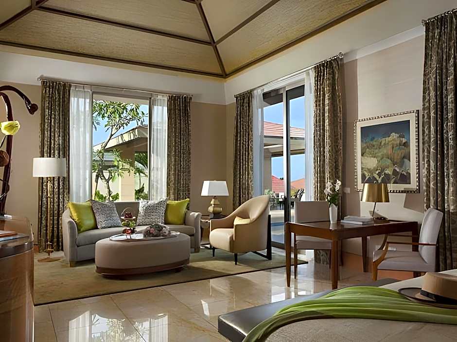 Mulia Villas