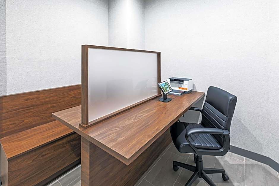 Hampton Inn By Hilton & Suites Dallas I-30 Cockrell Hill, TX