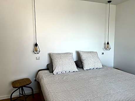 Queen Room with Garden View