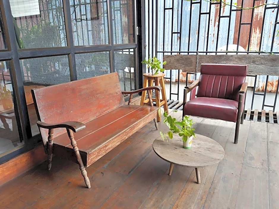 ทุ่งยั้งเฮ้าส์