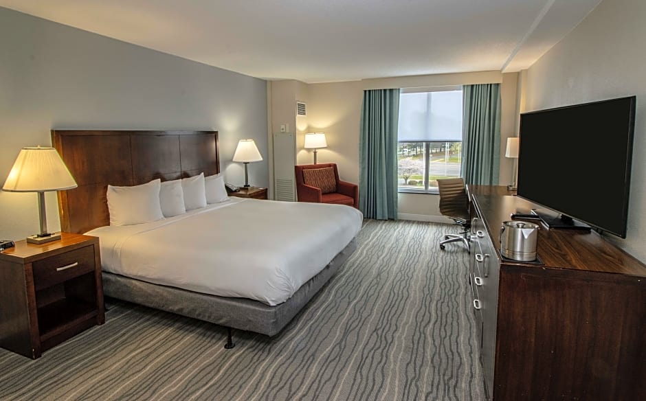 DoubleTree By Hilton Hotel Norfolk Airport