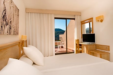 Family Room with Sea View (4 adults)