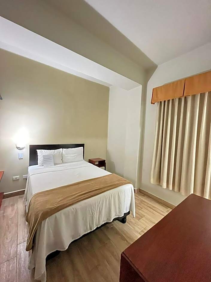Hotel Plaza del Arco Express