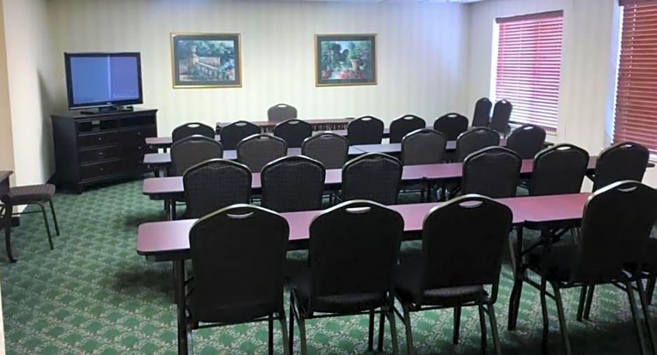 Greystone Inn & Suites