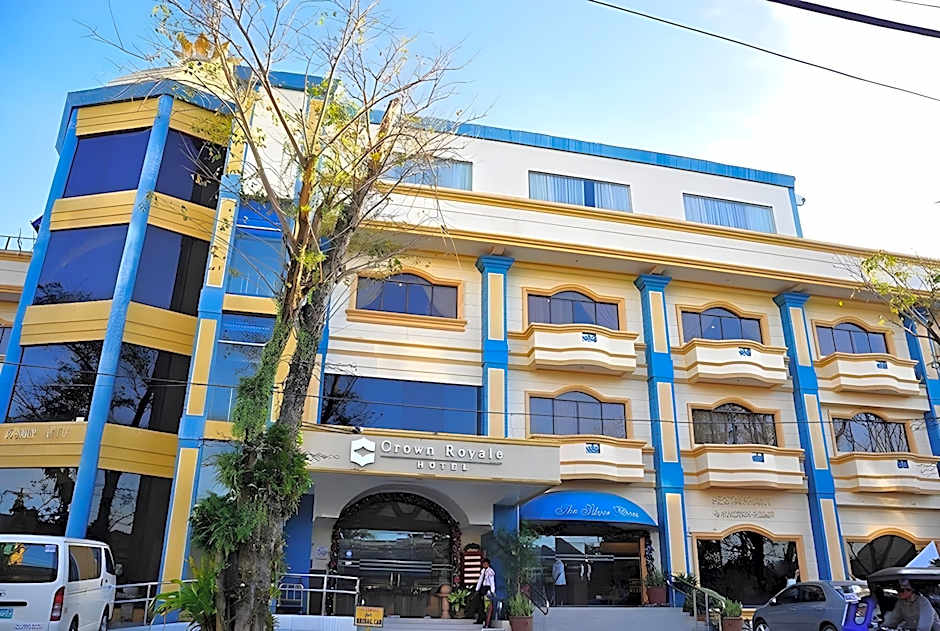 Crown Royale Hotel