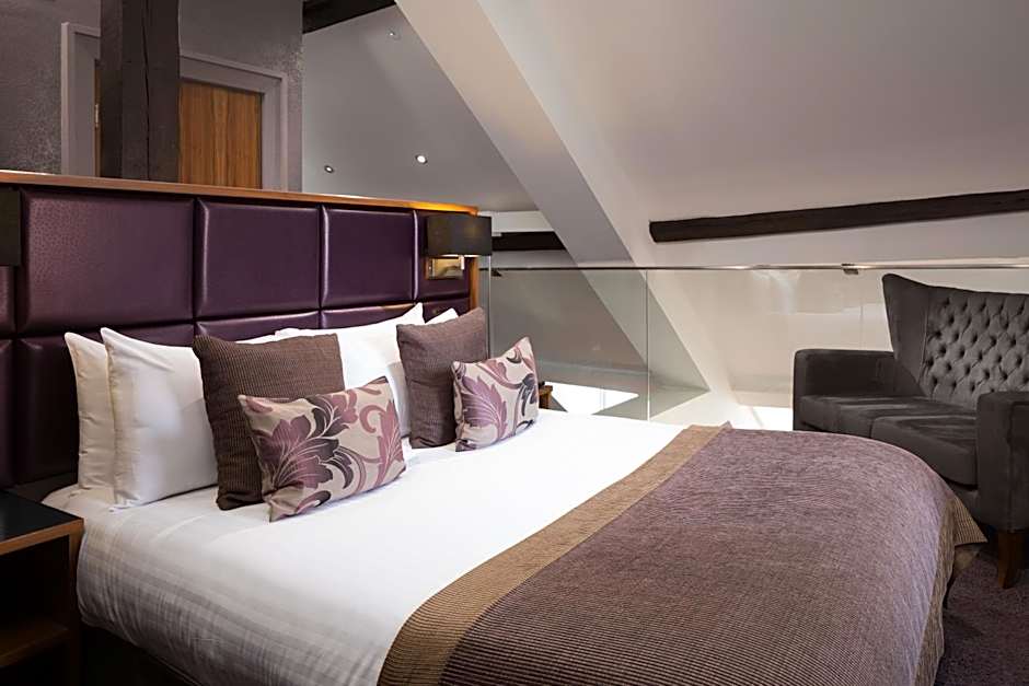 Roomzzz Newcastle City