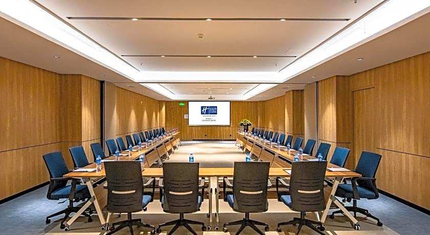 Holiday Inn Express Shantou City Center By IHG