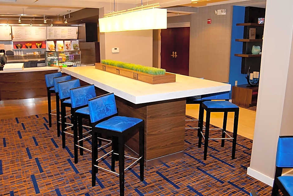 Courtyard by Marriott Cincinnati Airport