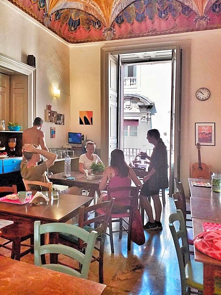 Ostello degli Elefanti
