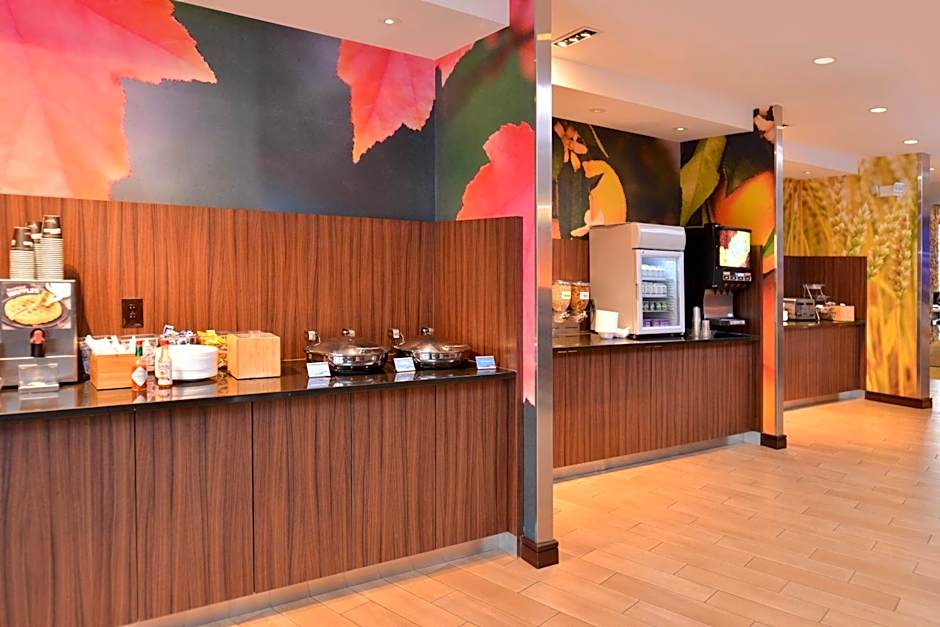 Fairfield Inn & Suites by Marriott Calhoun