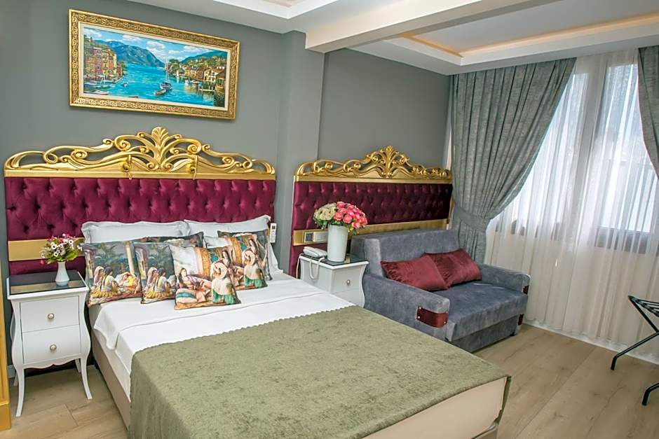 Atlantis Royal Hotel