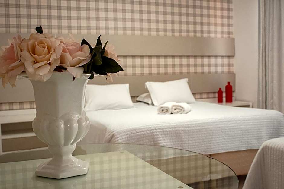 Casa Ampla - Climatizada - Piscina-Aerea gourmet para ate 20 pessoas