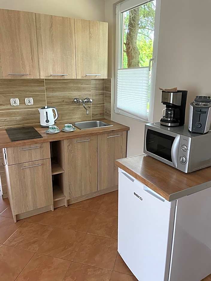 DOMKI Sosnowy Holiday Park