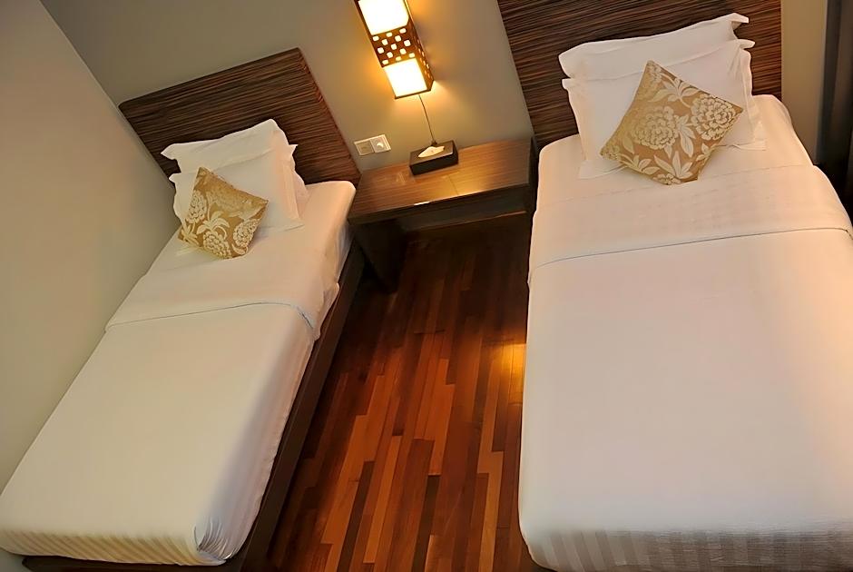 Riverside Boutique Hotel