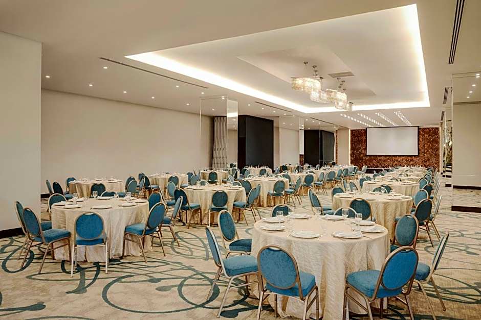 Renaissance Panama City Hotel