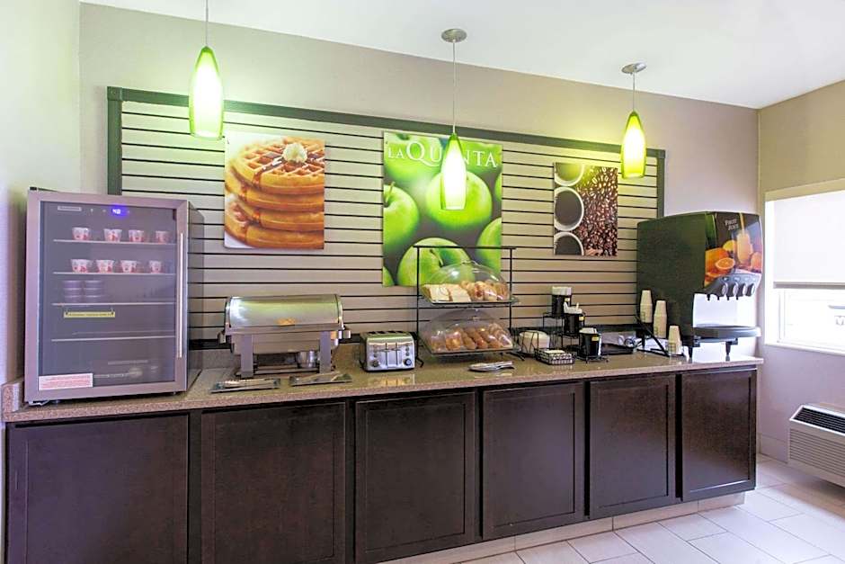 La Quinta Inn By Wyndham Lincoln