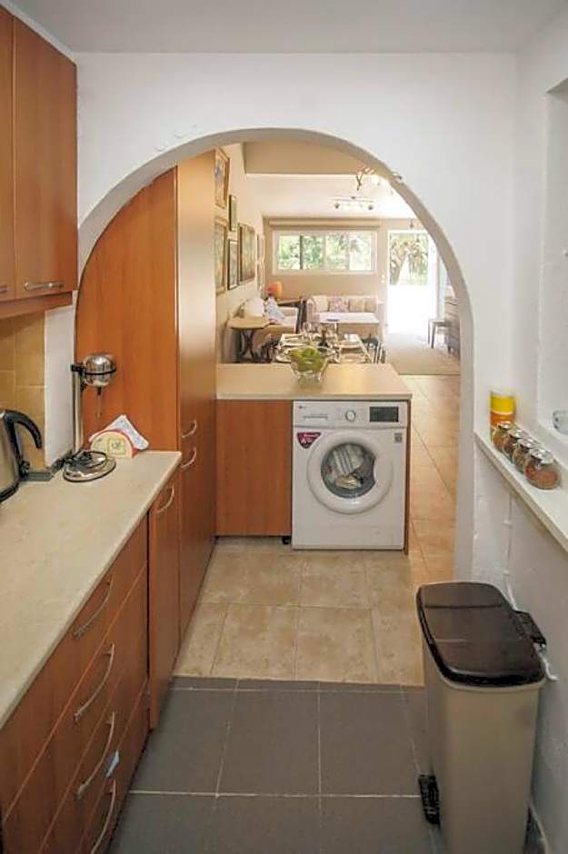 Violeta's Seaview Apartment in Rhodes