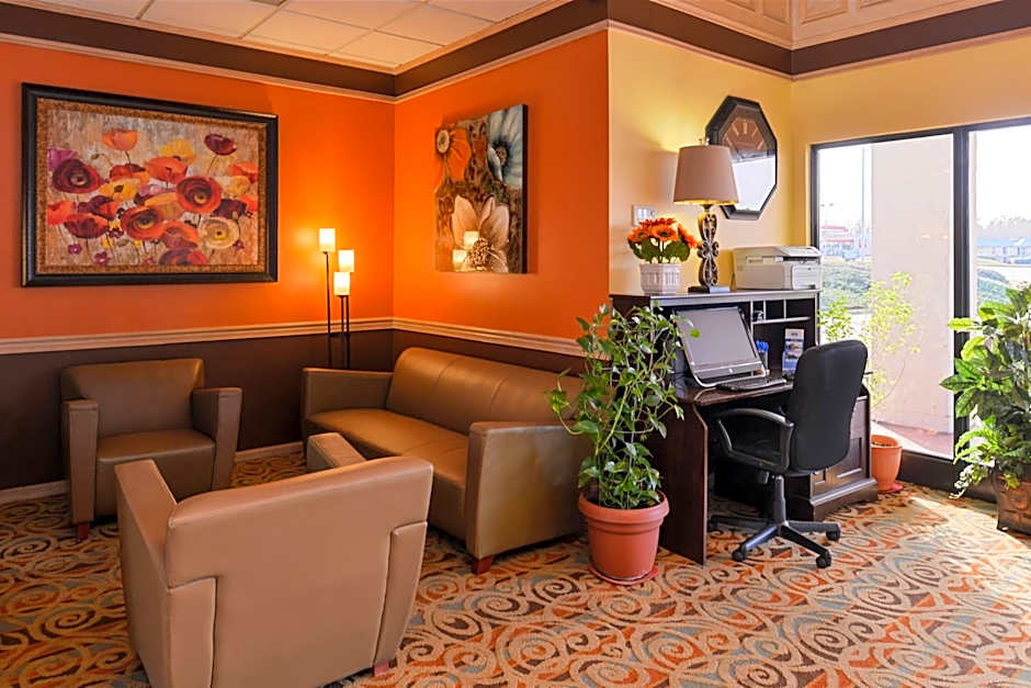 Quality Inn & Suites Fayetteville I-95