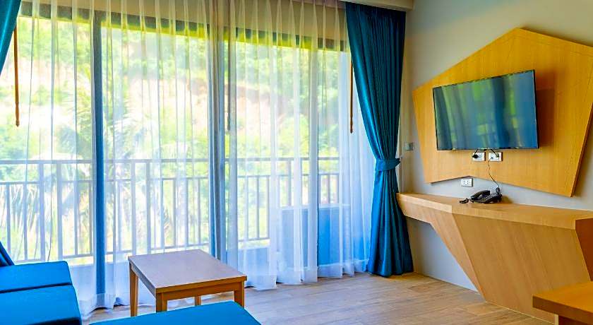 Golden Paradise Hotel