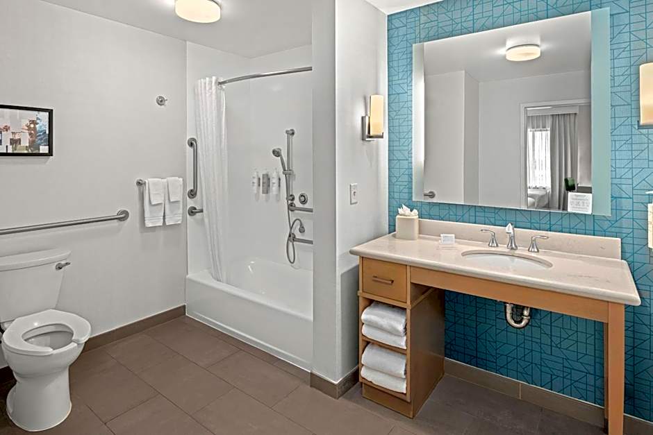 Homewood Suites by Hilton Anaheim Resort