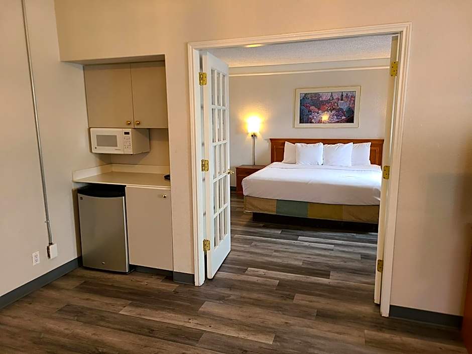 La Quinta Inn & Suites by Wyndham Farmington