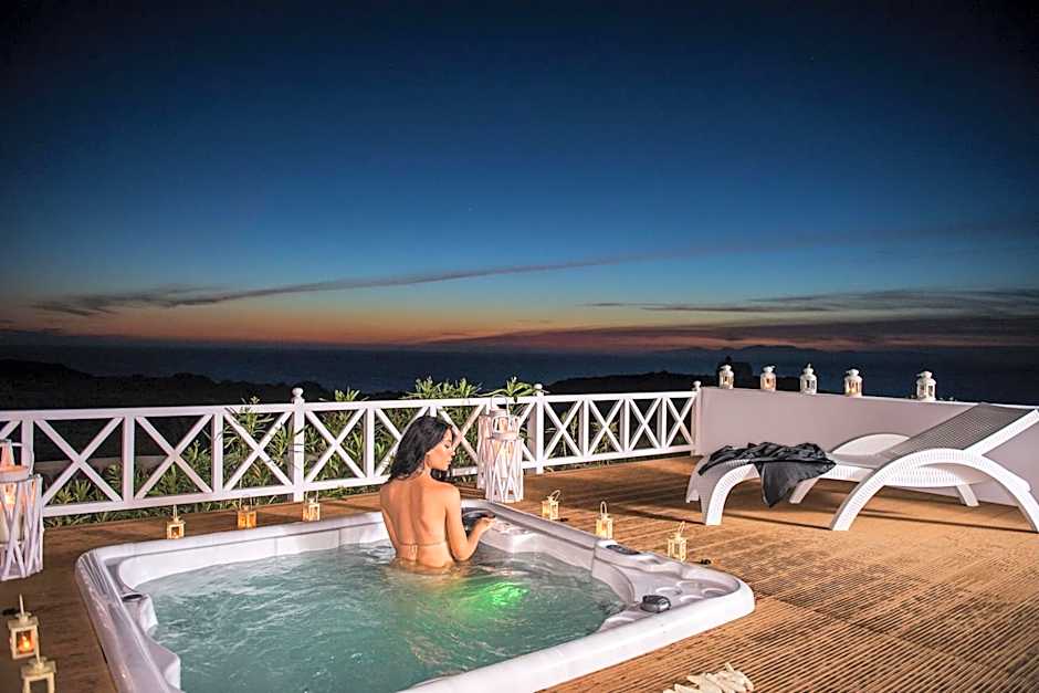 Oia Sunset Villas