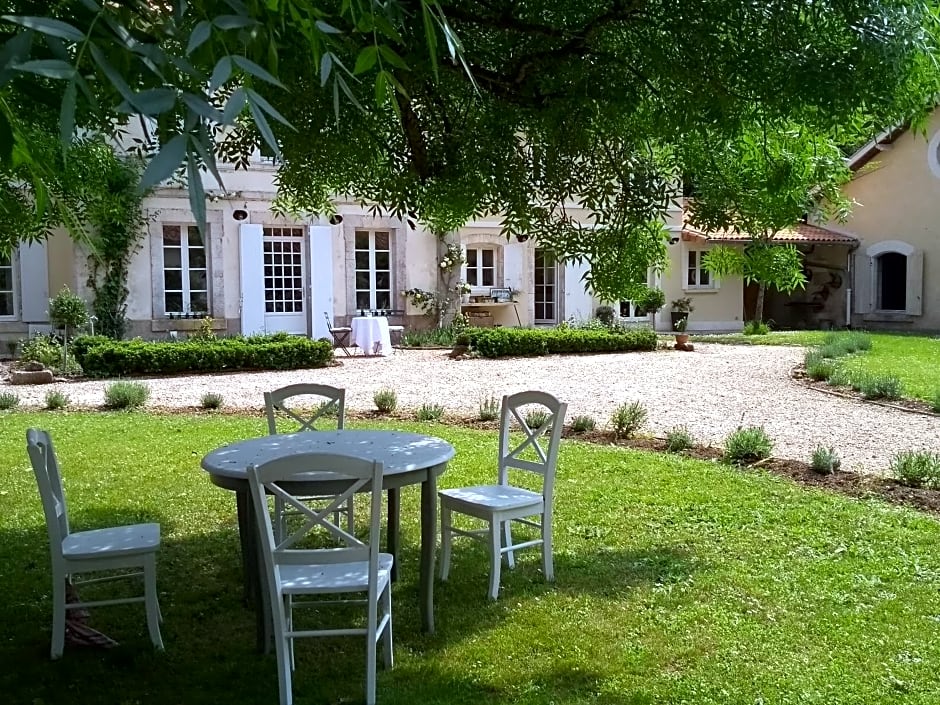 Le Domaine Des Platanes