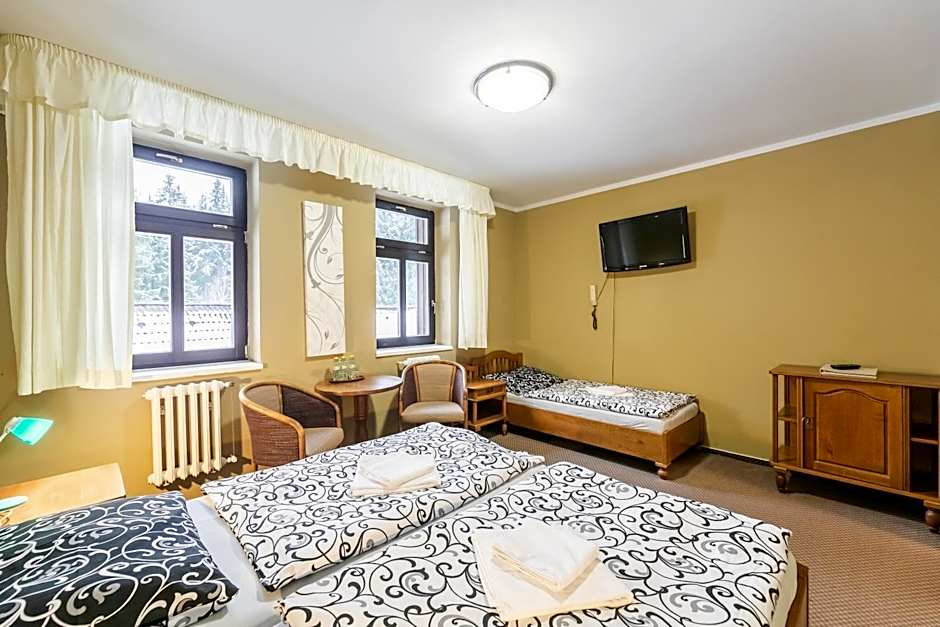 Hotel Perla Jizery