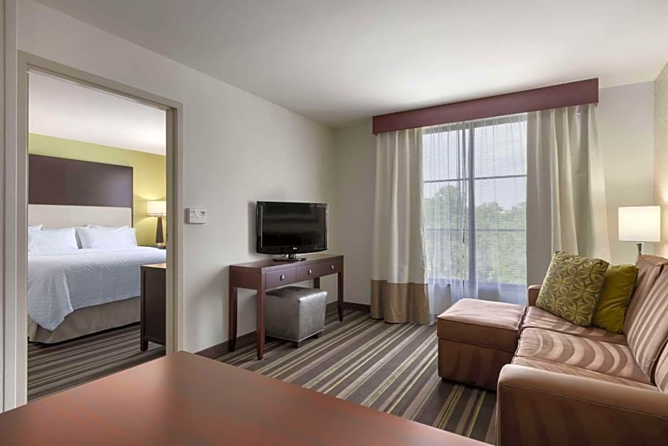 Embassy Suites By Hilton Savannah Airport