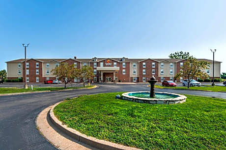 Comfort Inn & Suites Chesterfield - St. Louis