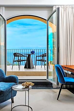 Suite With Terrace With Views