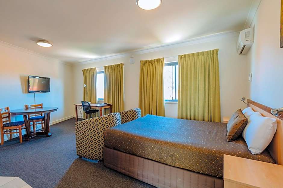 Canning Bridge Auto Lodge