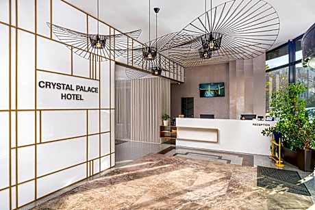 Crystal Palace Hotel