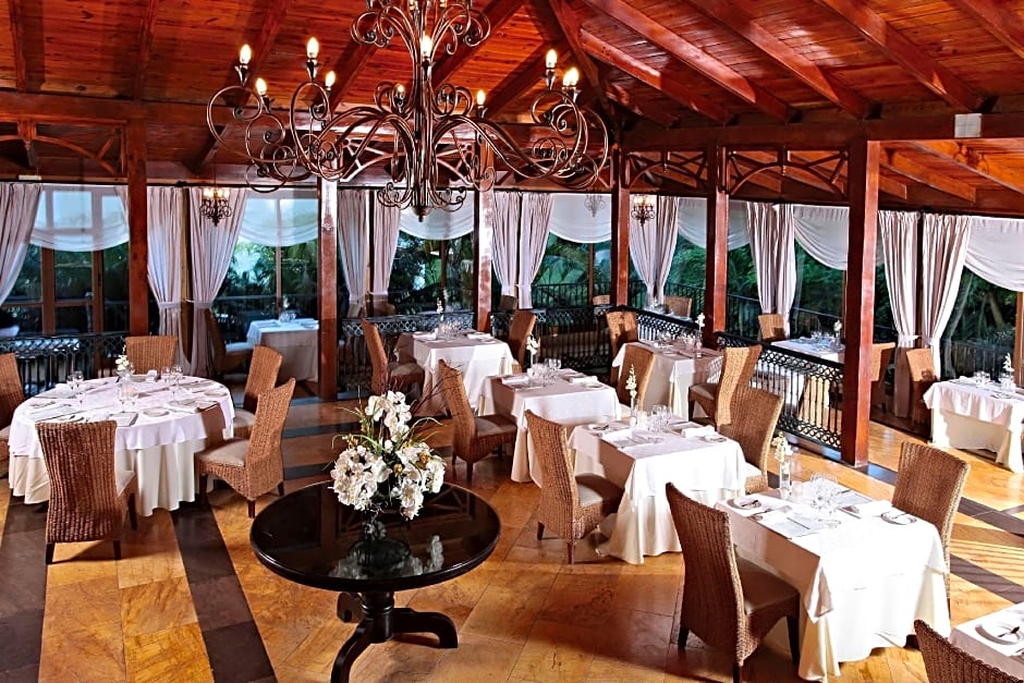 Luxury Bahia Principe Cayo Levantado 