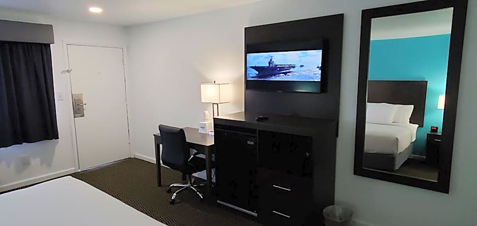 Travelodge by Wyndham Livonia/Canton/Novi Detroit Area