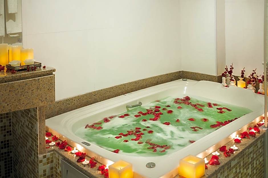 Tryp by Wyndham Varginha Cafe Royal