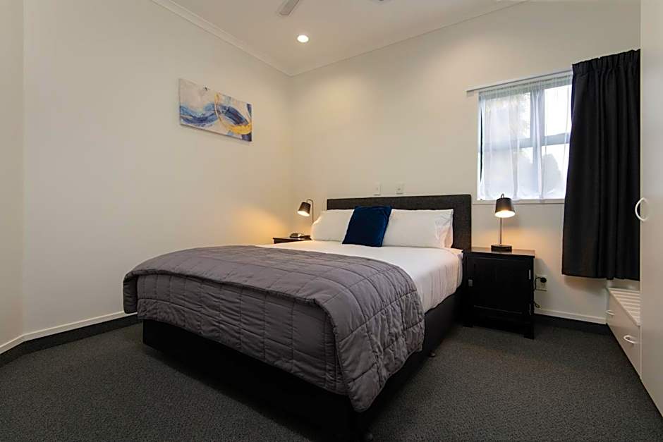 Cambridge Mews Motel