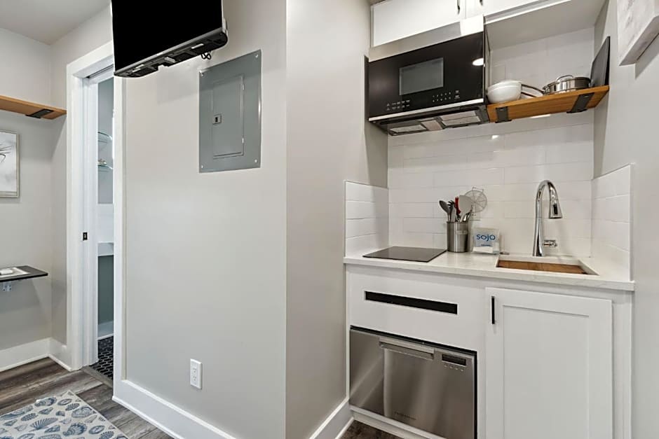 Beach 5 Villas on Amelia Island steps to the Ocean