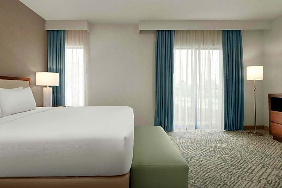 Courtyard by Marriott Anaheim Theme Park Entrance