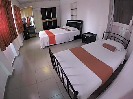 Triple Room with Private Bathroom