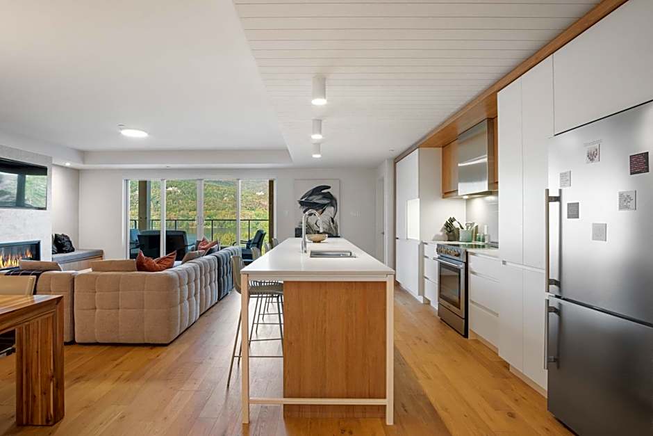 Lago by Tremblant Platinum