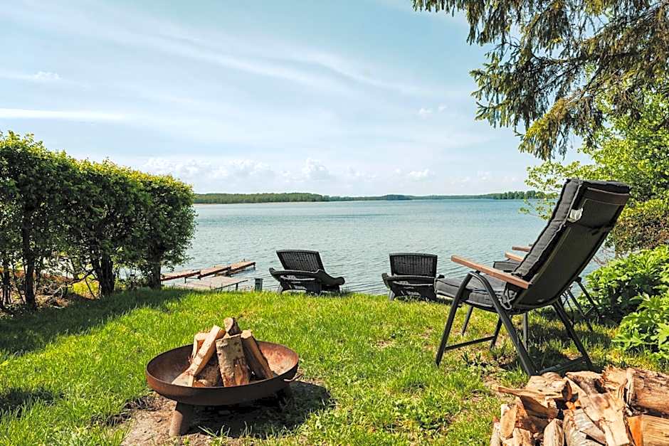 Apartamenty Fuleda nad jeziorem Dobskim Mazury Holiday