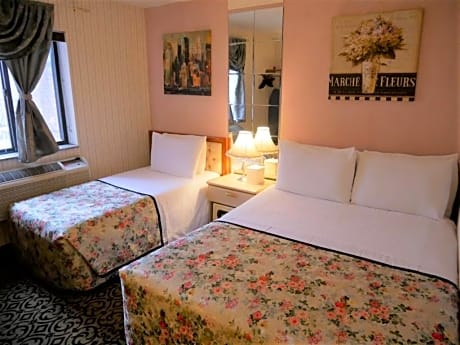 Standard Room with Queen and Twin Bed