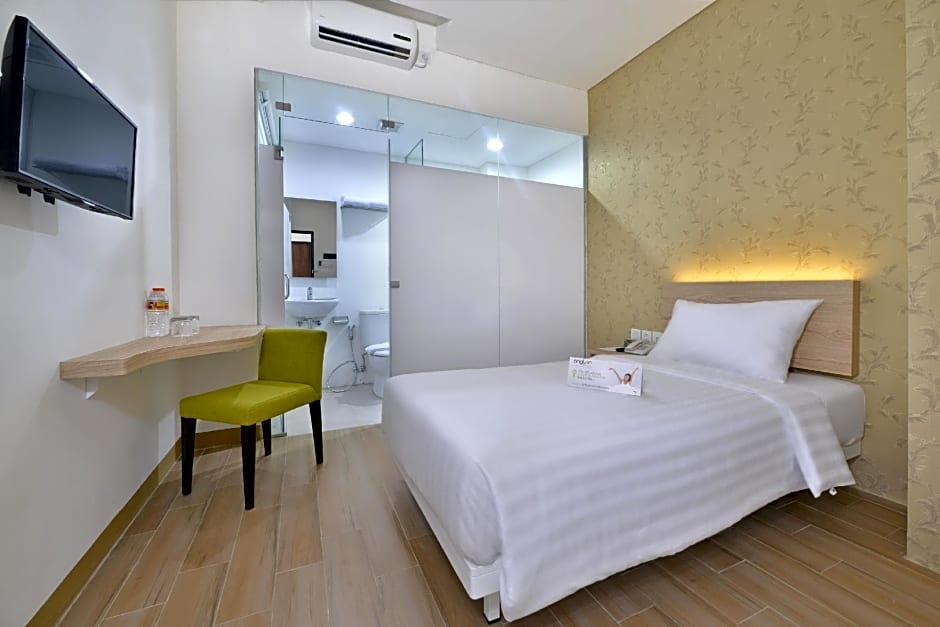 Hotel Urban Falatehan Blok M