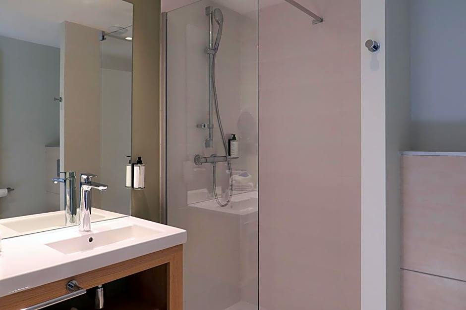 Hôtel Akena Troyes - La Chapelle St-Luc