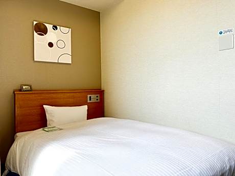 Single Room A - Non-Smoking