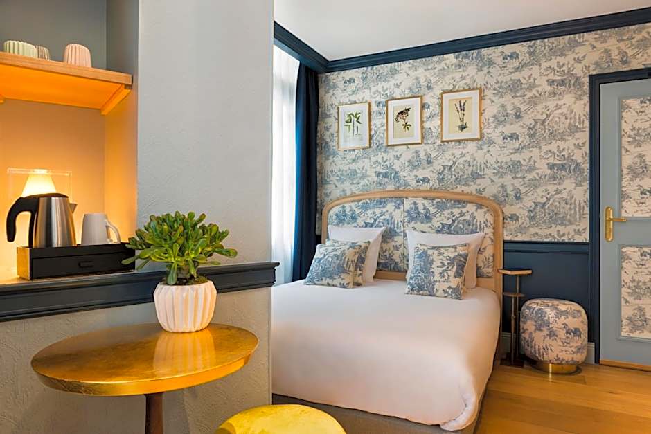 Hotel de Neuve by Happyculture