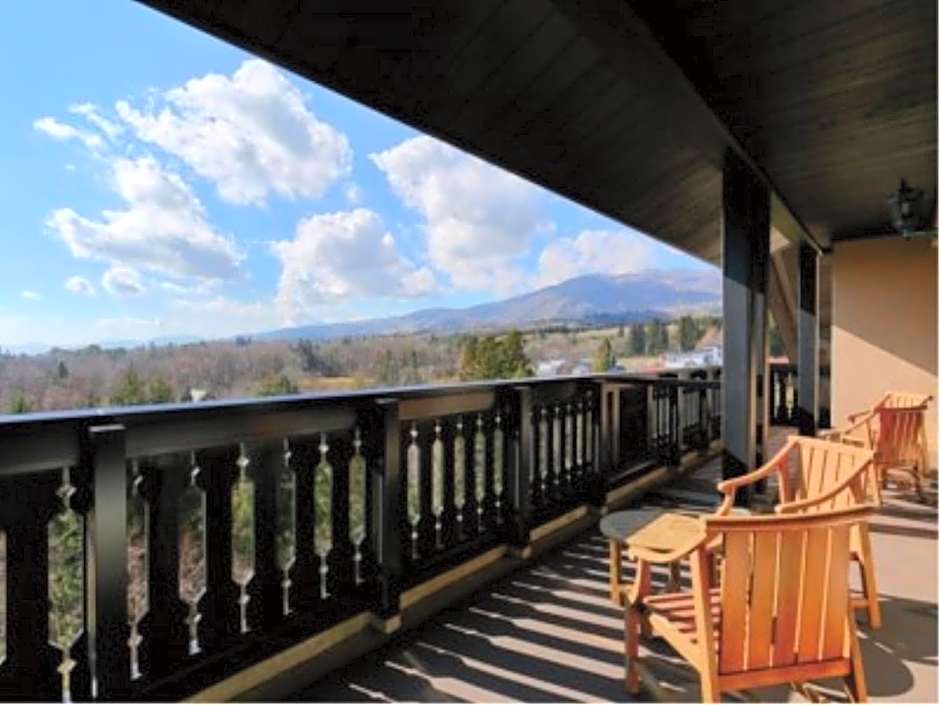 Sun Members Hirugano