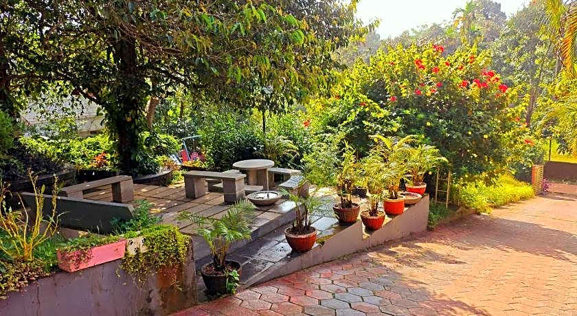 Girassol Service Villa