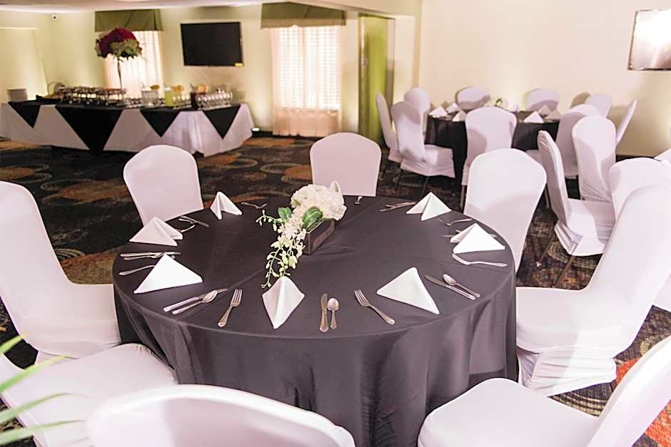 Baymont by Wyndham Knoxville I-75